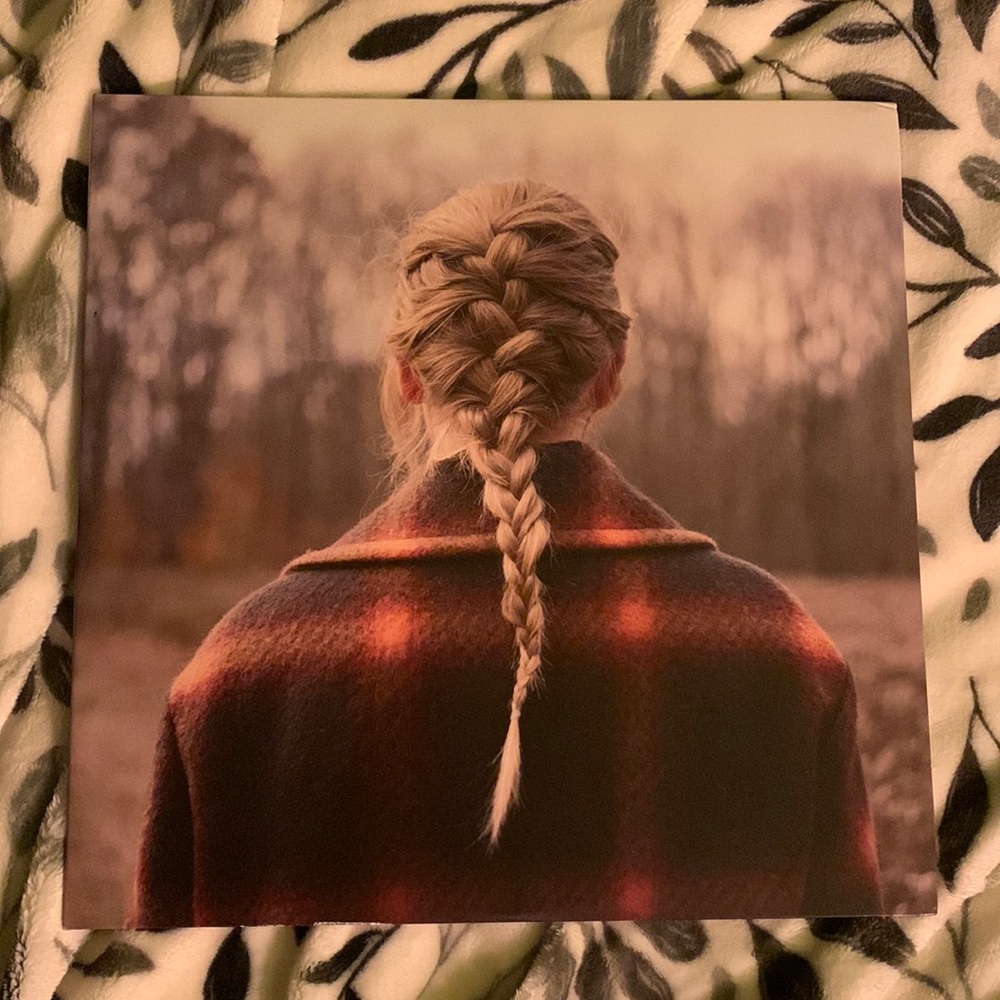 Taylor Swift Evermore transparent green vinyl double LP. read desc please!!